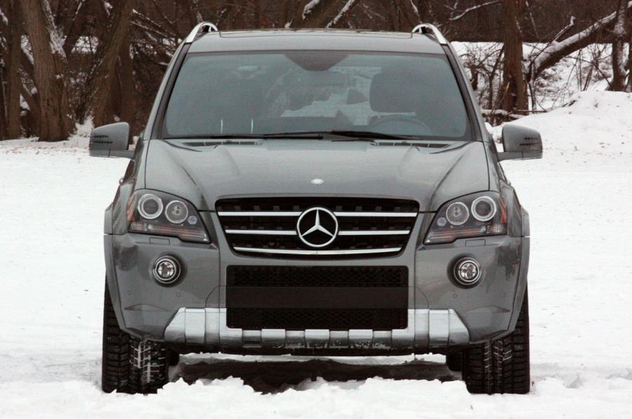  Mercedes-Benz ML63 AMG 2011 года  (фото 15 из 81)